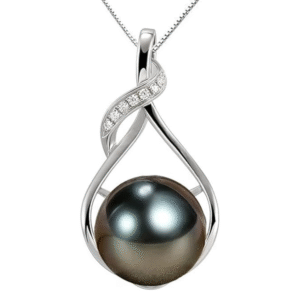 Tahitian Pearl Necklace – Timeless Gift for Her"