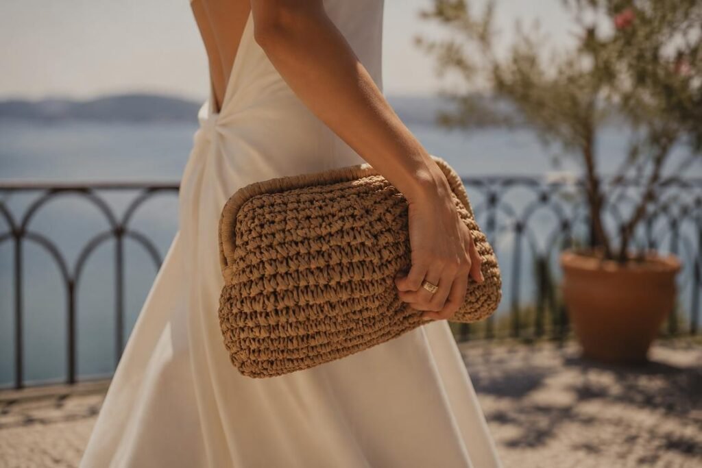 clutch purse